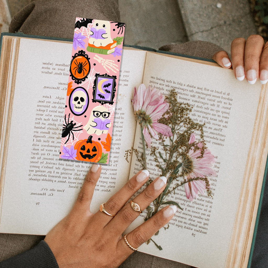 Cute Ghost Halloween Bookmark Pastel Goth Book Lover Gift for Bookworm Pumpkin Skull Spooky Bookmark Fall Reading Accessory