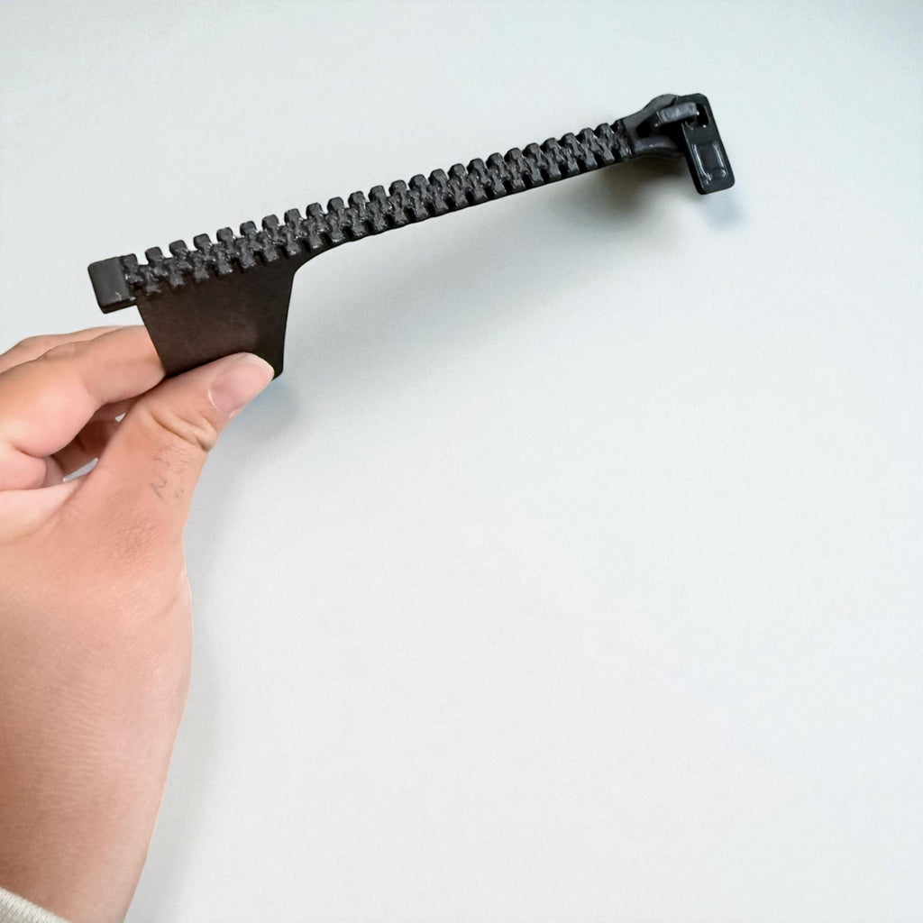 Zipper Bookmark for Book Lovers Cute Book Page Holder Whimsical Reader Gift Unique 3D Printed Bookish Accessory for Bookworm