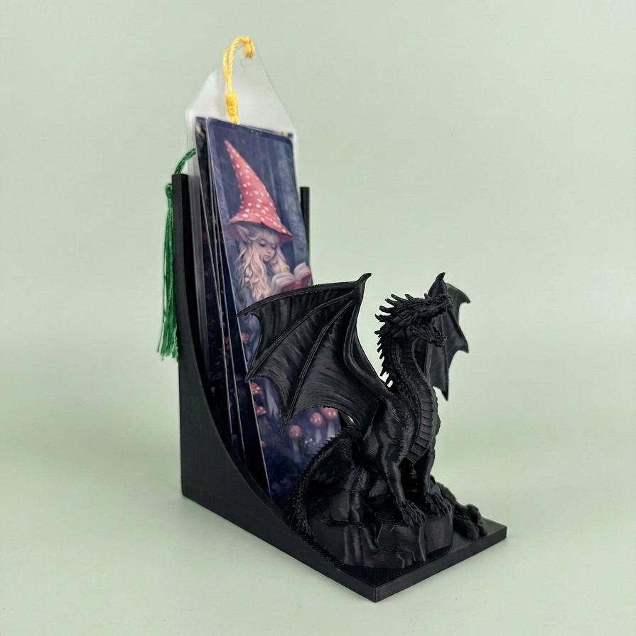 Dragon Bookmark Holder Bookend Fantasy Dragon Bookshelf Decor Dragon Bookend Gift for Book Lover Bookmark Organizer 3D Printed Dragon